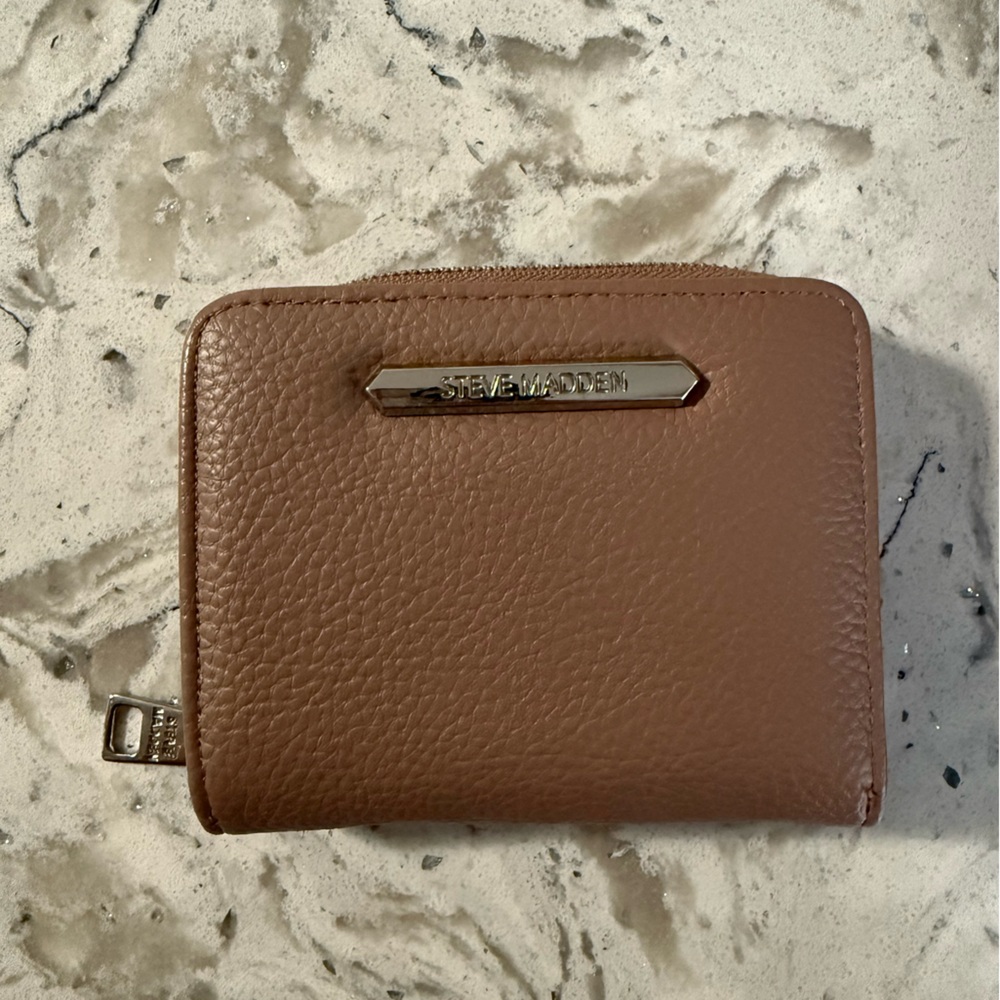 Steve Madden Wallet